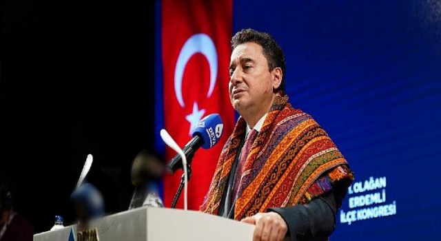 Ali Babacan’dan Merkez Bankasındaki net rezerv iddiasına yanıt: “25 yaşındaki bir uzman yardımcısını çağırın, anlatsın”