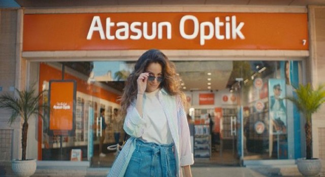 Atasun Optik Reklam Filmiyle Türkiye’nin Sevilen İsimlerini Bir Araya Getirdi