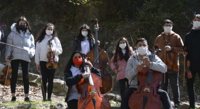 İnci Vakfı Çocuk Orkestrası, 23 Nisan’ı coşkuyla kutlamak için herkesi konser klibini izlemeye davet ediyor