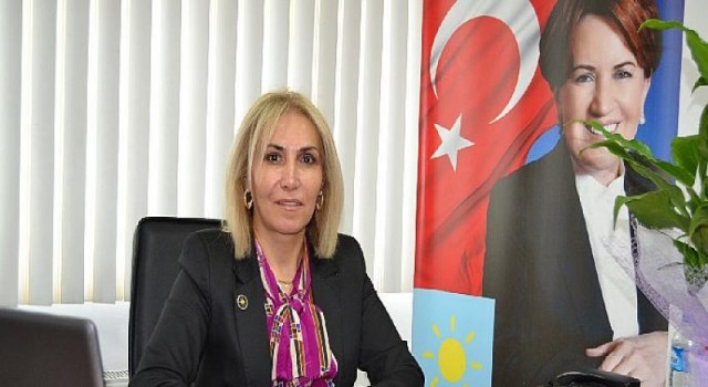 İYİ Parti Malatya Kadın Politikaları Başkanı Arzu İmik Kayış: ”Bu zor günleri de el ele vererek birlikte geride bırakacağız”