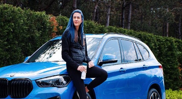 Milli Voleybolcu Meryem Boz BMW X1’in Direksiyonuna Geçti