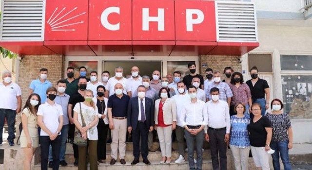 Başkan Böcek’ten CHP’ye ziyaret