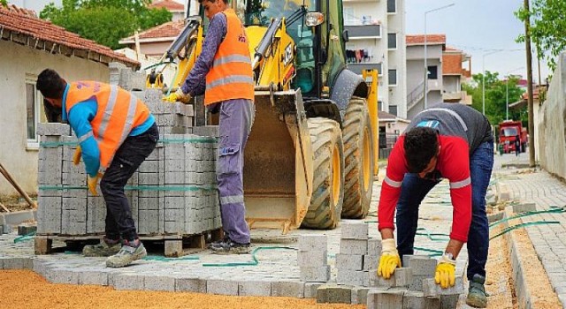 Kurbağalı Sokak’ta parke taşı çalışması