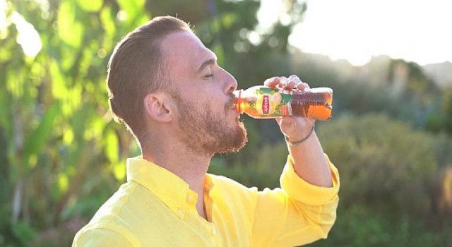 Lipton Ice Tea’den Kerem Bürsin’li “Aşşşırı Ferah” reklam!