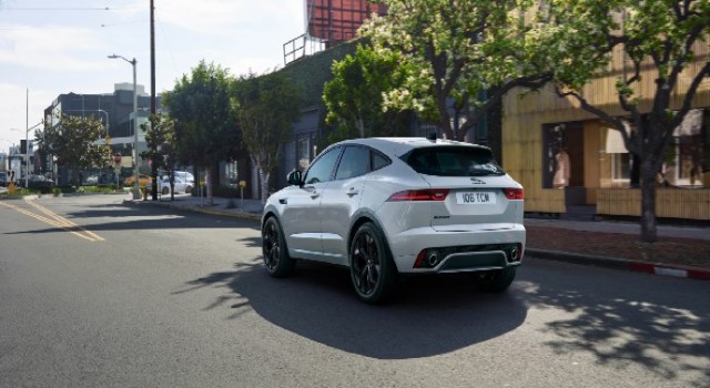 Yeni Motor Seçeneği ve Göz Alıcı Tasarım Detaylarıyla Yeni Jaguar E-PACE Türkiye’de