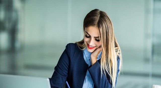 İnsan Kaynakları Süreçlerinde Yapay Zeka Temelli Teknolojiler Yaygınlaşıyor