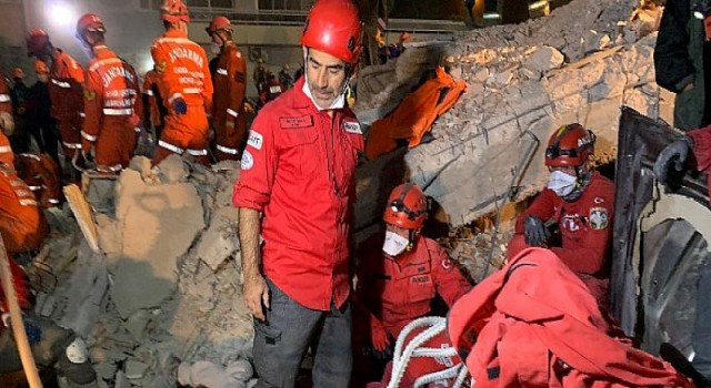 AKUT’tan, “Büyük Marmara Depremi” farkındalığı İçin: “BİR IŞIK VAR, FARKINDAYIZ!” kampanyası...