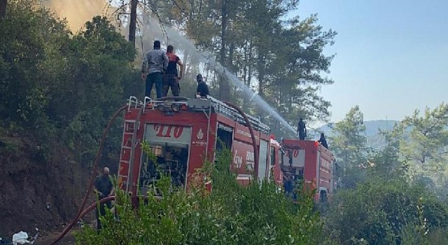 İBB’nin ekipleri üç gündür yangınlara müdahale ediyor