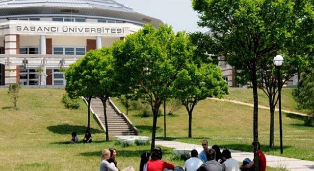 Sabancı Üniversitesi’nin Lise yaz okullarına 23 ilden ve 4 ülkeden toplam 565 öğrenci katıldı