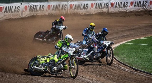 FIM Speedway Grand Prix’de nefes kesen büyük final: Laguta mı? Smarzlık mi?