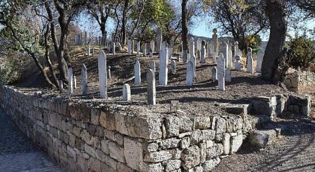 Foça Belediyesi Tarihi Değerleri Koruyor