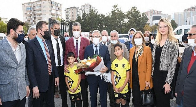 Kayseri Büyükşehir Belediye Başkanı Dr. Memduh Büyükkılıç’tan Amatör Spora Büyük Destek