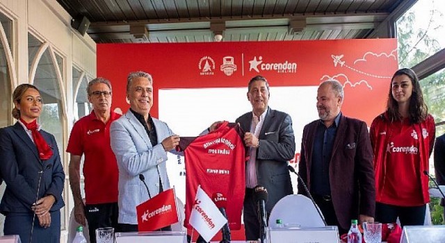 Muratpaşa Belediyesi Kadın Voleybol Takımı, Corendon Airlines ile birlikte başarılara uçacak