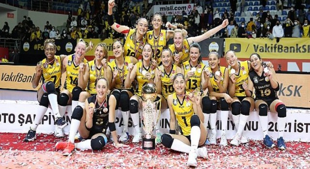 VakıfBank, Spor Toto Şampiyonlar Kupası’nın sahibi oldu