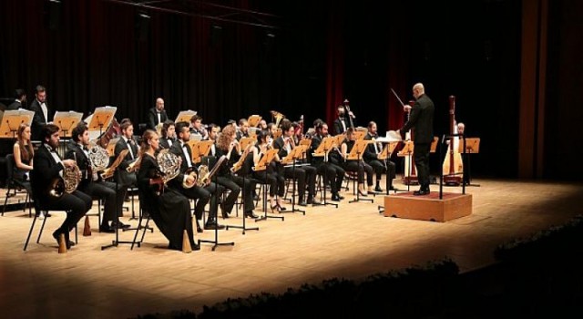 Atatürk “Bir Nefes” Başlıklı Konserle Anıldı