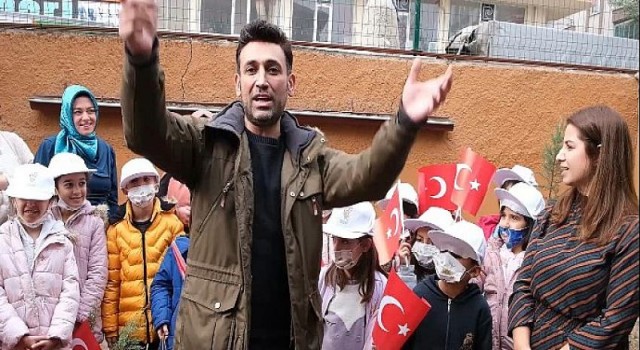 Oyuncu Sinan Çalışkanoğlu’ndan Öğretmenler Günü Sürprizi