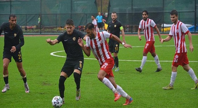 Aliağaspor FK Evinde Farklı Kazandı