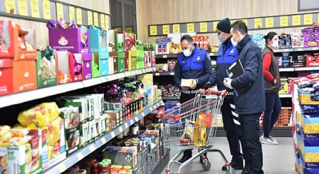 Kartepe Marketlerinde Fahiş Fiyat Denetimi