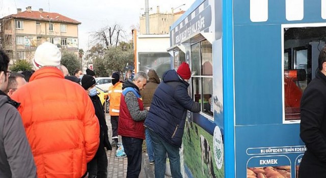 Gemlik’te “Halk Büfe”ler hizmete girdi