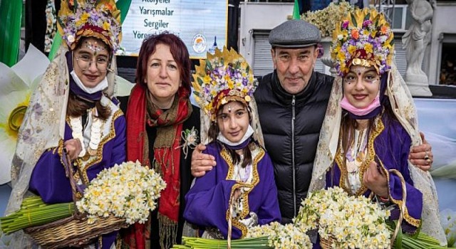 ”Karaburun’u Akdeniz’in en büyük koku bahçesi olarak koruyup yaşatıyoruz”