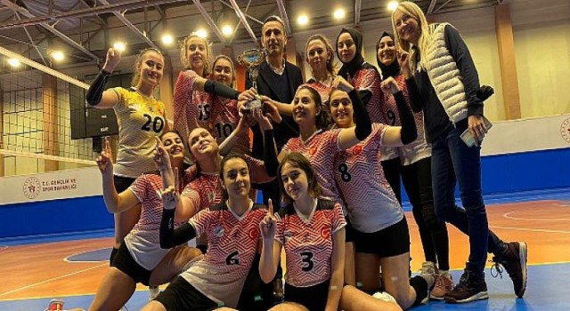 Nevşehir Belediyesi Genç Kızlar Voleybol Takımı İl Birincisi Oldu