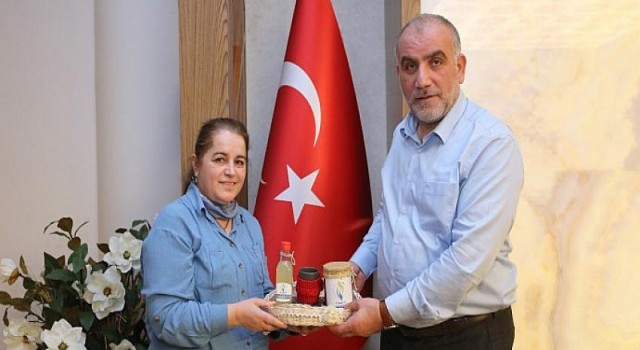 Başkan Sandıkçı: “Kadınlar Ekonomik ve Sosyal Hayatta Daha Çok Söz Sahibi Olmalı”