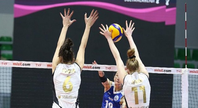 Lider VakıfBank, Sarıyer deplasmanında set vermedi