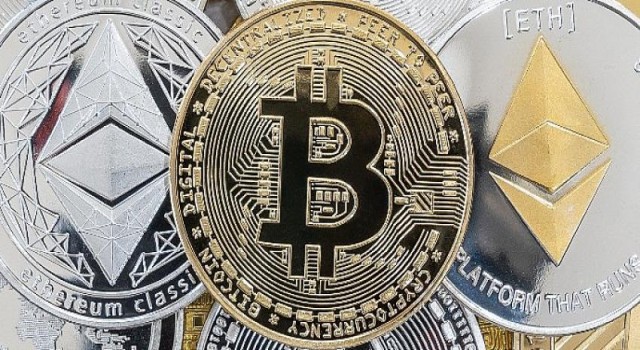 Rusların 200 Milyar Dolarlık Kripto Rezervi ve Bitcoin’in Belirsizliği