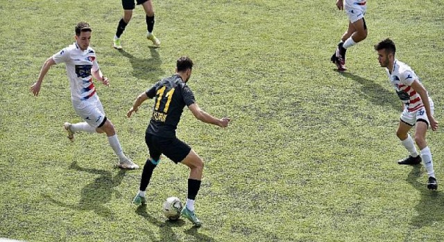 Aliağaspor FK deplasmanda farklı kazandı