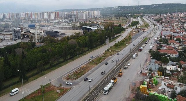 Büyükşehir’in kavşak düzenleme çalışmaları sürüyor Kepezaltı ile otogar arasınırahatlatacak çalışma