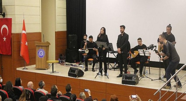 Dekan Prof. Dr. Gültekin’den Egeli iletişimcilere iş ve staj müjdesi