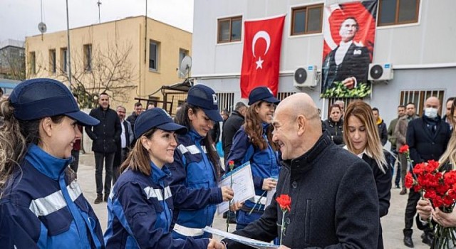 İzmir’in altyapısı kadın emeği ile örülecek