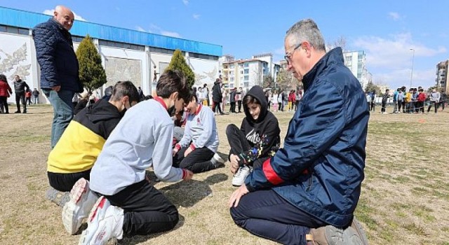 Nesiller, sokak oyunlarında buluştu