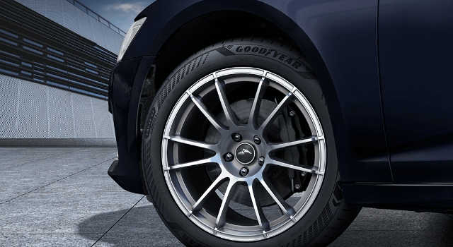 Auto Motor und Sport Dergisi’nden Goodyear Eagle F1 Asymmetric 6 yorumu: "Olağanüstü"