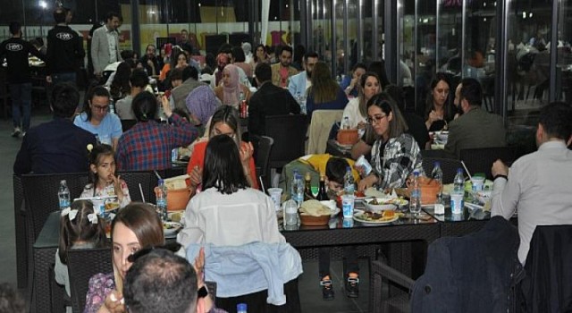 Buca’da “Acil” iftar