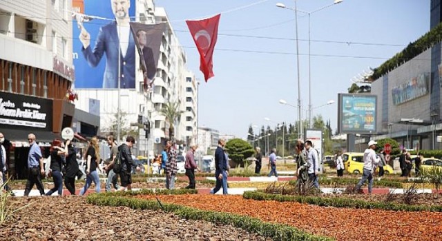 Büyükşehir merkezde kurakçıl peyzaj çalışmalarını sürdürüyor