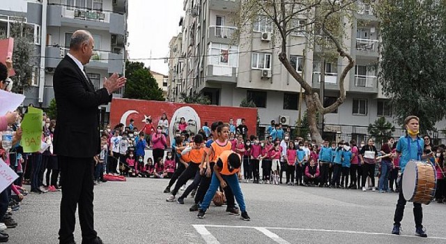 “Çocuk Oyunları” Milli Eğitim Müdürünün düdüğü ile başladı