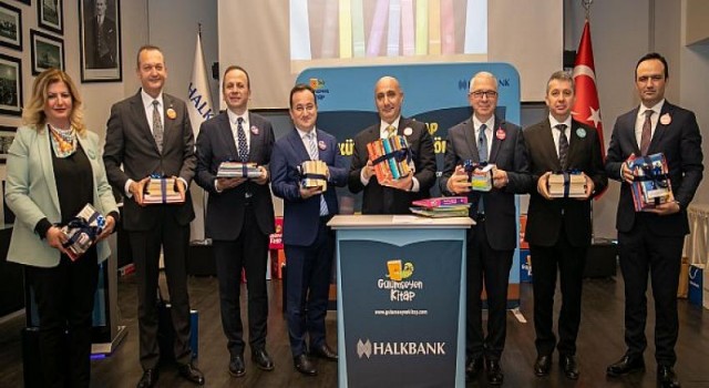 Halkbank’tan ‘Gülümseyen Kitap’ Projesi