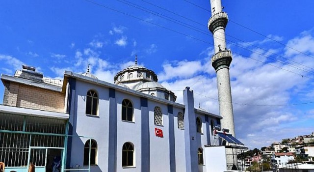 İzmir Büyükşehir Belediyesi’nden Eyüp Ensari Camii’ne destek