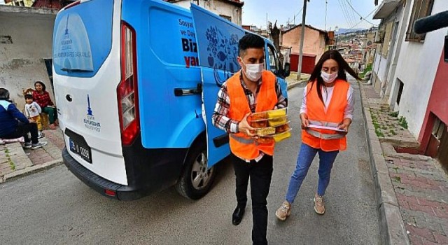 İzmir dayanışması Ramazan’da büyüyerek sürüyor