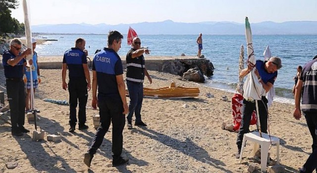 Şezlong operasyonları devam ediyor