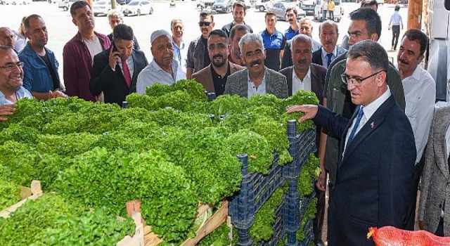 Van Valisi Ozan Balcı, Sebze ve Meyve Halini Ziyaret Etti