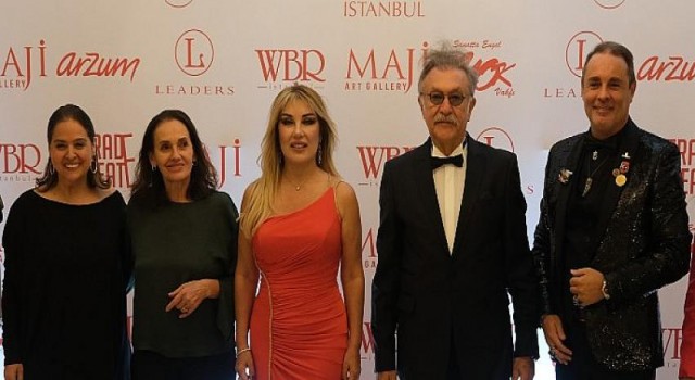 29 Ekim Cumhuriyet Balos’suna Ünlü İsimler Katıldı