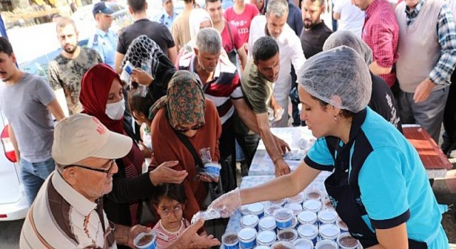 Aydın Büyükşehir Belediyesi’nden Mevlid Kandili Hayrı