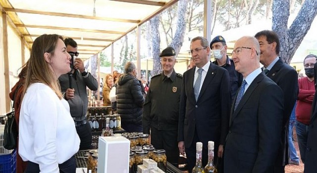 Ayvalık 17. Uluslararası Zeytin Hasat Festivali Programı Yine Dopdolu