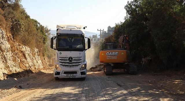 Muğla Mümtaz Ataman Caddesinde Yol ve Kaldırım Çalışmaları Başlıyor