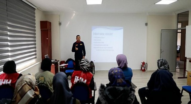 Nevşehir Belediyesi İtfaiyesinden Gönüllü Kadınlara Eğitim