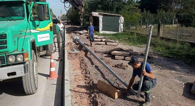 Stadyum yolu projesinde D-100 Ankara istikameti güney yan yola aktarıldı