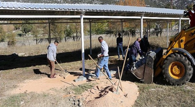 Antalya Büyükşehir İbradı’nın eksiklerini gideriyor