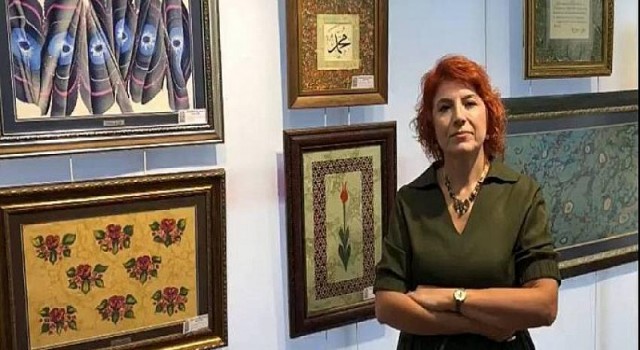 Foça’da Hülya İlterden Usta İşi Ebru Sergisi